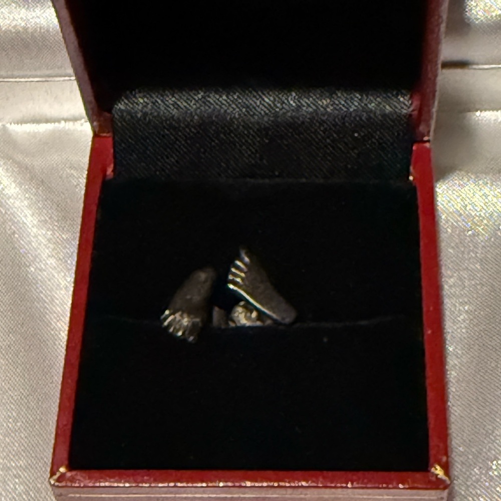 Foot Earrings in Sterling Silver - Picture 1 of 2